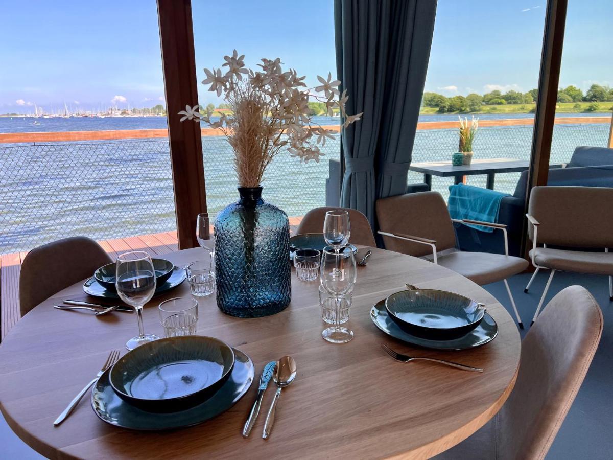 Veerse Meersuites * Kortgene