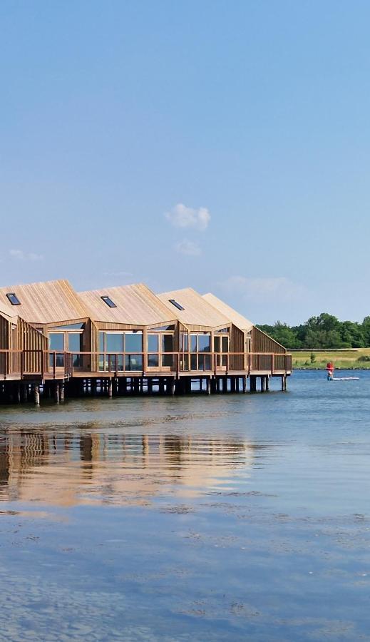 Holiday home Veerse Meersuites Kortgene