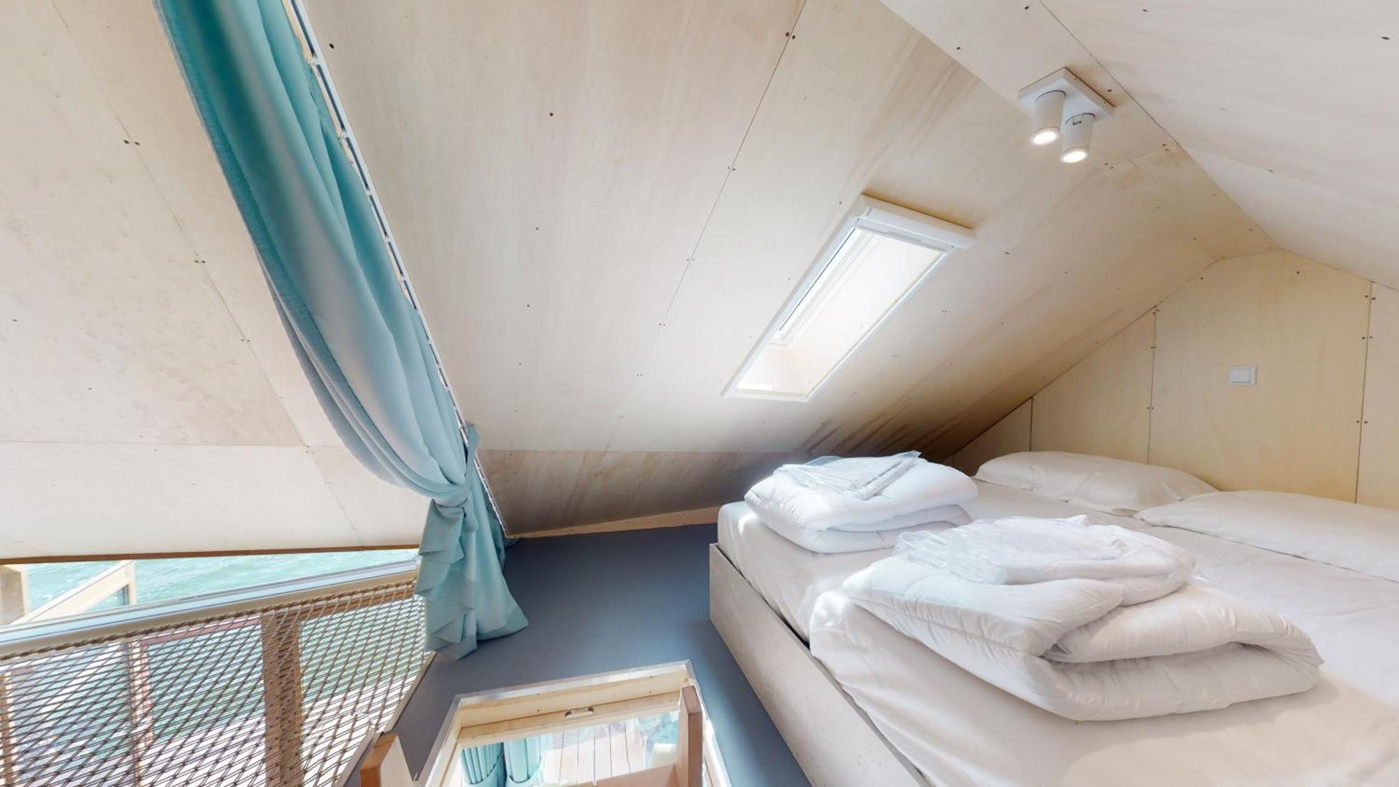 Holiday home Veerse Meersuites Kortgene